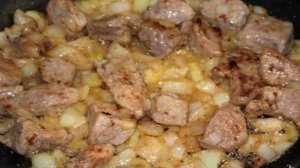 Рис со свининой и болгарским перцем