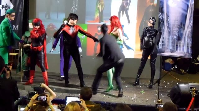 E-CON: (ГОТЭМ) - Sairento Kage - Batman comics смотреть онлайн