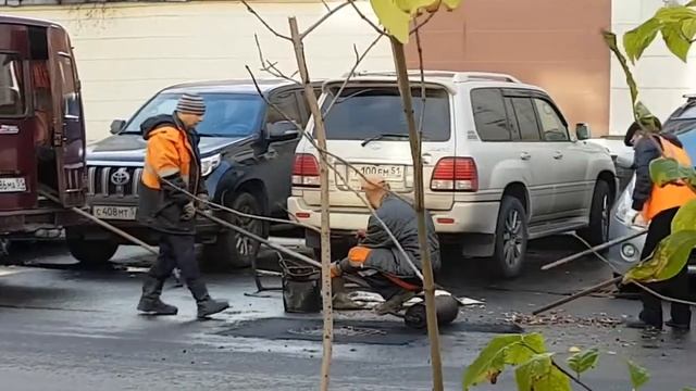 Как кладут асфальт в России