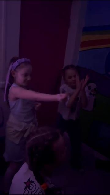 1000008823.mp4 смотреть онлайн