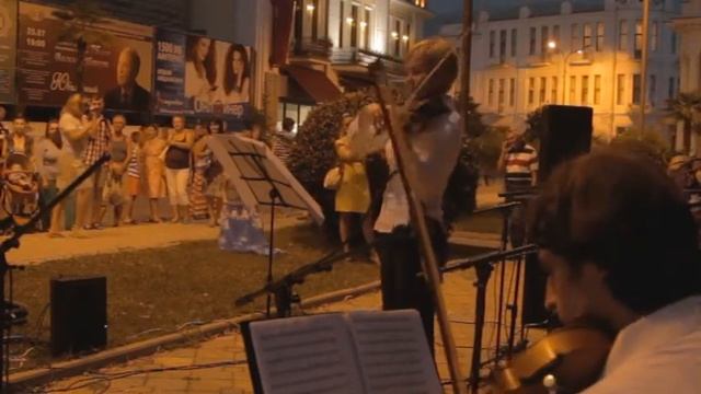 Концерт Штрауса на сухумской набережной