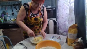Продолжение,стряпаем сочники с творогом.