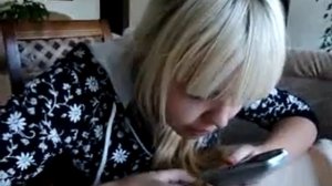 Прикол с детским голосом