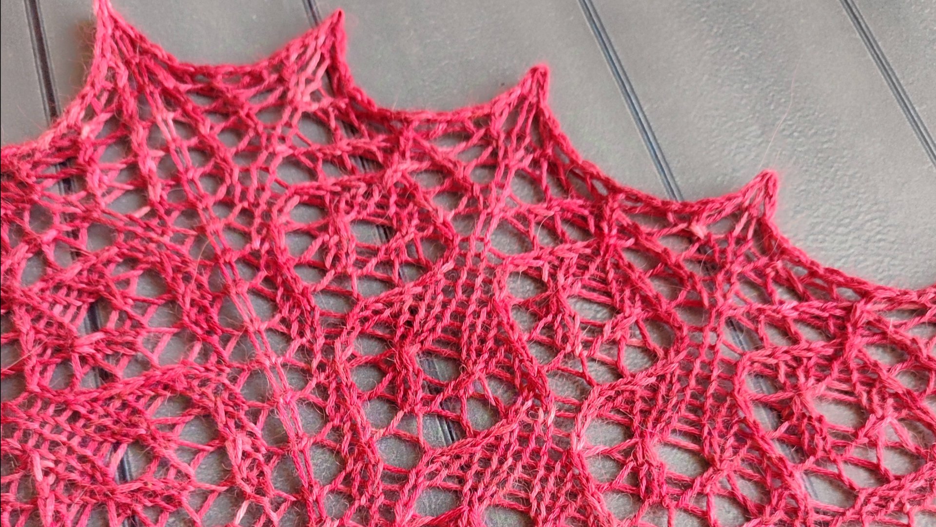 Шаль простым узором. Описание Вторая часть- кайма смотреть онлайн