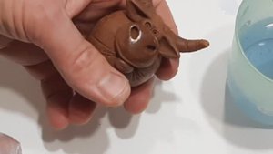 Слепили глиняную фигурку 🐮. Что делать дальше_ ЛОЩЕНИЕ ГЛИНЫ.