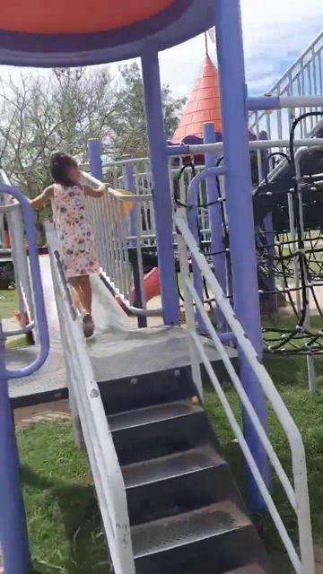 #красота #детский городок #игры #развлечения #для всех #аргентина #argentina #shorts смотреть онлайн