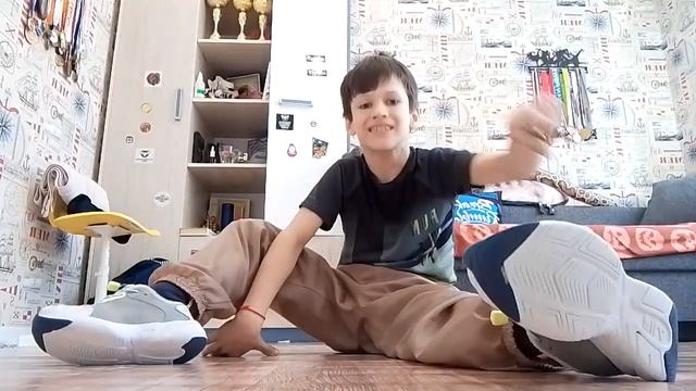Просто от души. ✌️#танцы #брейкданс  #bboy #style #breaking #танцуй #кайфуй смотреть онлайн