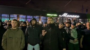 Владелец кафе назвал молодого мужчину «русской тварью»