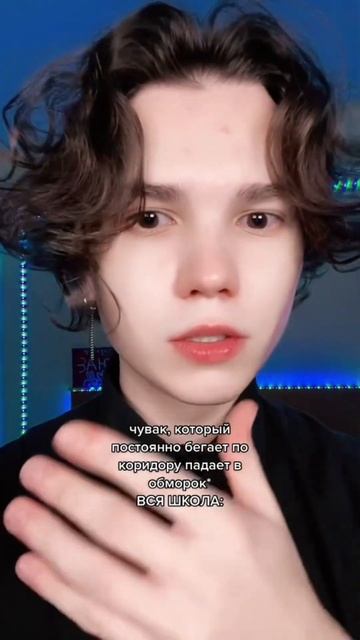 ЗАЮШ🐰 буду счастлив твоей подписке🥰👑 #дальтоник #ЗАЮШ #модель #model #комедия #прикол #юмор смотреть онлайн