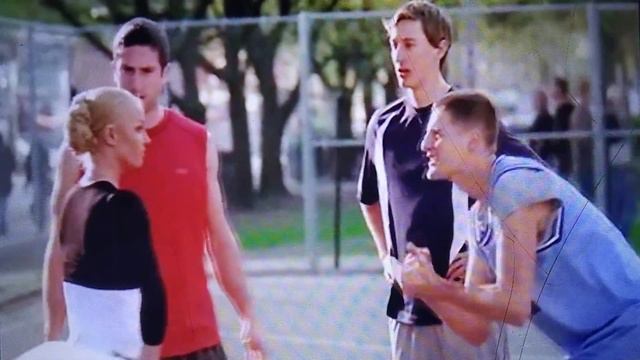 реклама Snickers 2010 сникерс Волочкова ты не ты когда голоден не тормози сникерсни