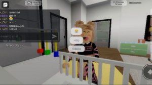 //Моя мама Roblox Queen😱//~Стала маленьким ребëнком в Брукхейвен РП🏡~
