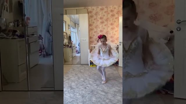 Сильная вещь! Яркий танец