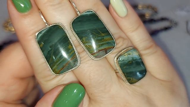 Украшения и бусы. 27.03.2022.Вайбер, вотсап +7 914 217 55 02. смотреть онлайн