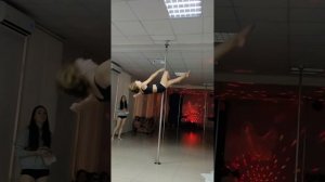 Моя гордость🌈 Пилон.. 12 лет.. 9 мес занятий