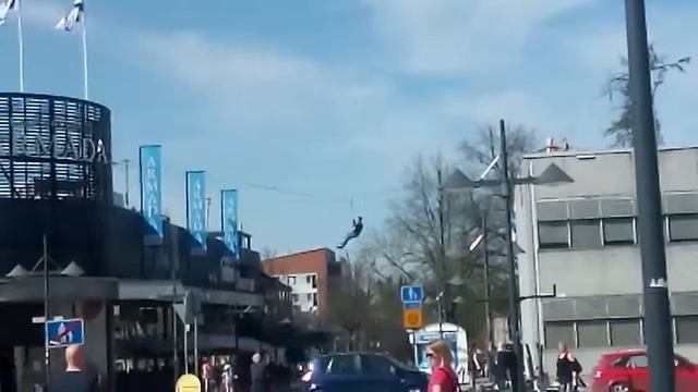 Падение канатоходца.