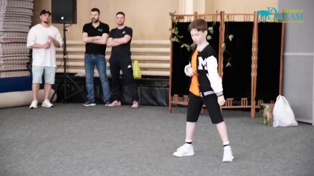 Хип хоп соло, начинающие Козырева Элеонора смотреть онлайн