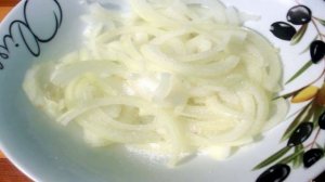 Сельдь с маринованным луком