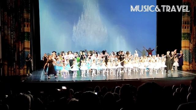 "Снежная королева" в "Эльдаре". Выход на поклон смотреть онлайн