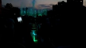 Музыкальный фонтан на пл.Ленина г.Волжский. Очень красиво! Супер фонтан