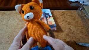" Волшебный мир вязаных игрушек" с Еленой и Танзилей. Апрель. Лисичка.