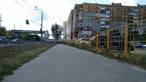 Нижний Новгород, вид снизу. Южный бульвар ост - 6 й микрорайон ост