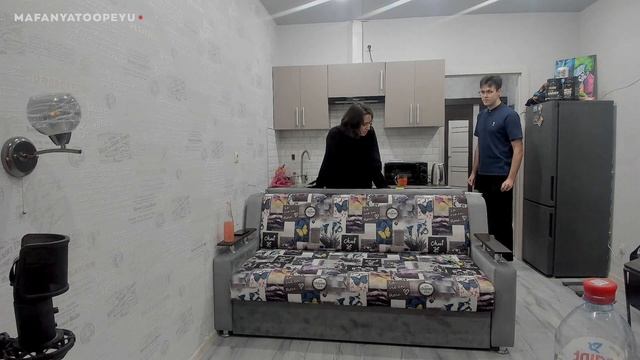 «ИРЛ ПРАНК» МАФАНЯ ИГРАЕТ РОЛЬ "ЧИКАТИЛО" **Ей Стало Страшно**