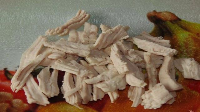 Салат с мясом индейки