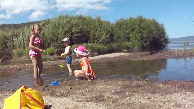 94...отдых на острове....последние теплые дни лета смотреть онлайн