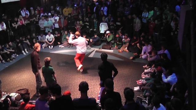 Битва Харькова 2011\On Limited смотреть онлайн