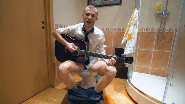 Песня про менеджера "Что ты звонишь?" (18+) смотреть онлайн