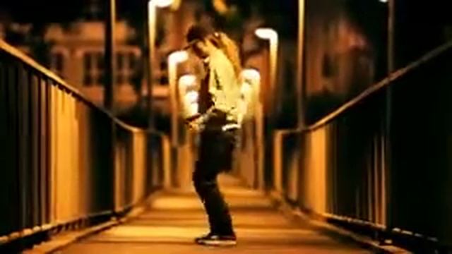 девушка класно мочит под дабстеп dubstep dancer 