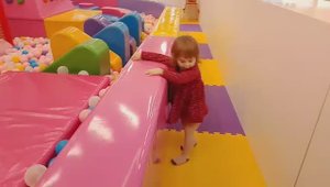 На игровой площадке в ТЦ Щелковский_4 этаж