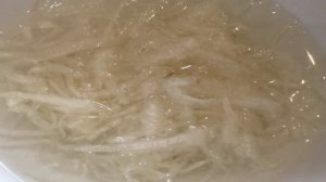 Салат из редьки с орехами