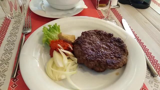 Наш обед в ресторане смотреть онлайн