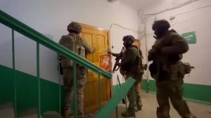 🔴Вежливые силовики устроили «доброе утро» ждуну из Севастополя🔴