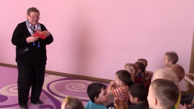 "Волшебный мир фокусов" Воспитатель: Голощапова Н.А.