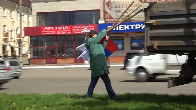 Новые световые консоли и символы Победы появились в Бийске ("Будни",30.04.25г., Бийское телевидение)