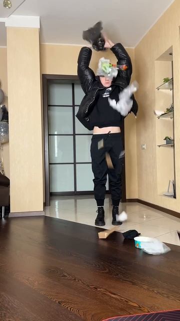 МУСОР - ЭТО МОДА?😳 смотреть онлайн