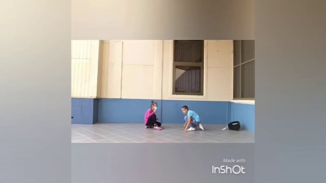 Пранк над Ирой она вся мокрая.прикол смотреть онлайн