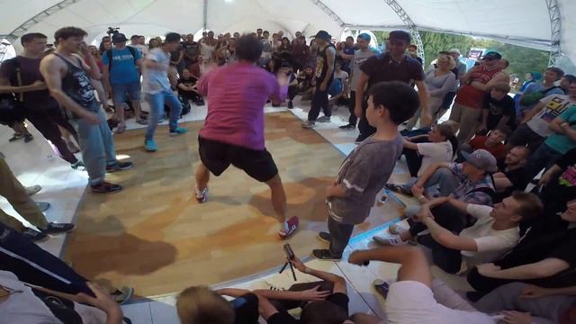 ФРИ ХИП ХОП 12 вызов судей смотреть онлайн