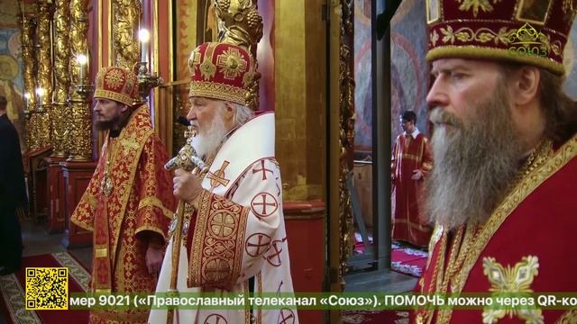 Божественная литургия и пасхальное поминовение усопших в Архангельском соборе Московского Кремля