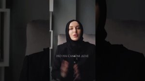 Я уверена, что каждая успешная красивая счастливая девушка сталкивалась, что про нее говорили ..