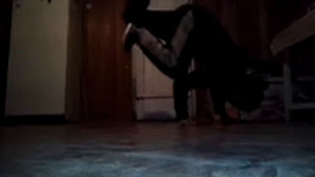 Стойка фриз на локте смотреть онлайн