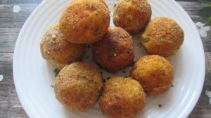 Картофельные шарики из пюре с хрустящей корочкой