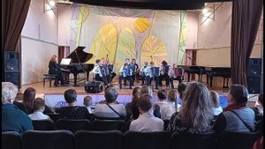 Ансамбль аккордеонистов. Ю. Лихачёв «Фантазия на темы песен о войне».