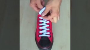 Как завязать шнурки , разные способы