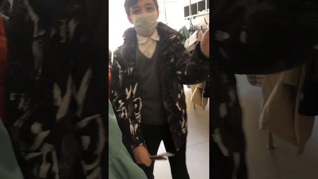 Чел своровал куртку смотреть онлайн