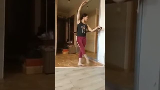 Лилия Зарипова #оставайтесьдома смотреть онлайн