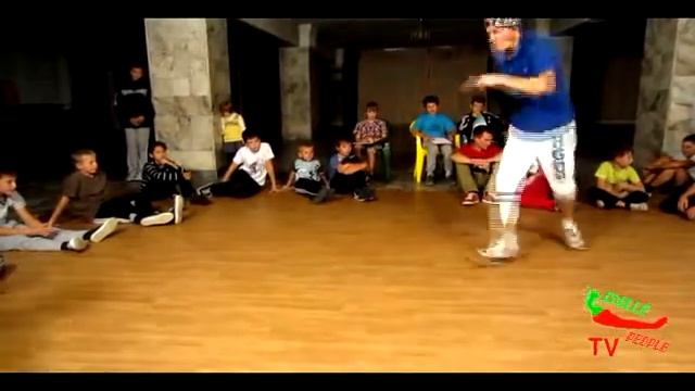 Нестер vs Велес (Break dance kids 1x1) - БИТВА МЕСЯЦА часть1 смотреть онлайн