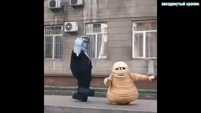 Когда работа в кайф Уличные приколы!Короткий прикол 2019!!!